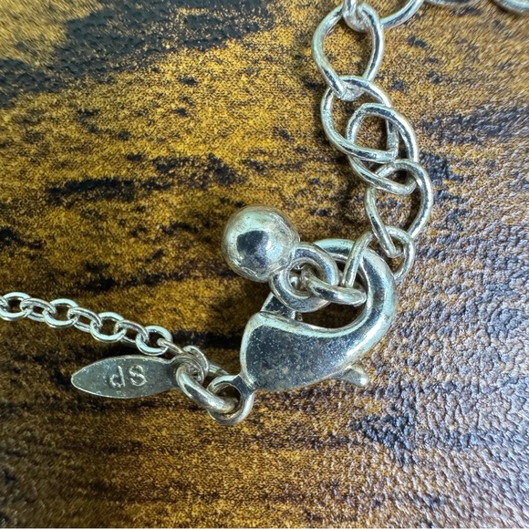 Avon 2006 Silver Snowflake Y Dainty Necklace 16-18” - Picture 5 of 10